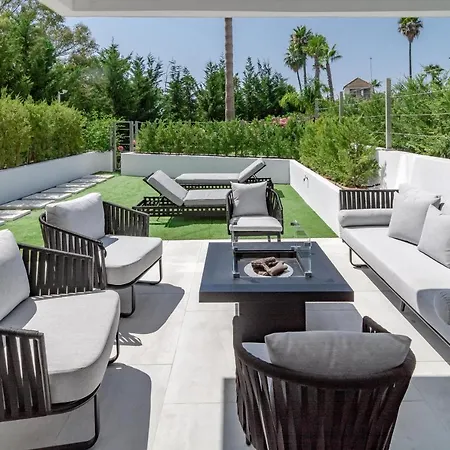 Holiday home Gg- Modern Townhouse, Families & Couples Only