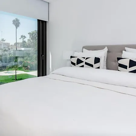 Holiday home Gg- Modern Townhouse, Families & Couples Only *